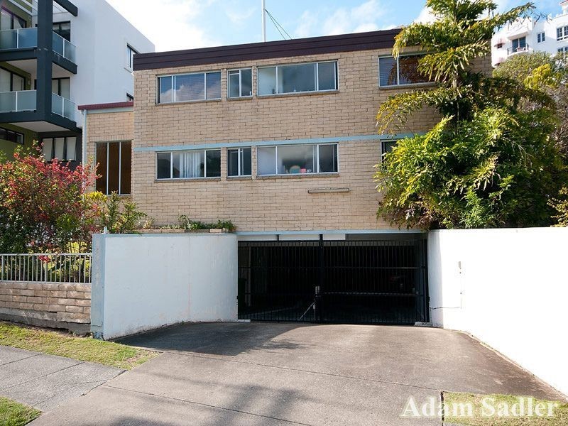 1/21 First Avenue, Broadbeach QLD 4218