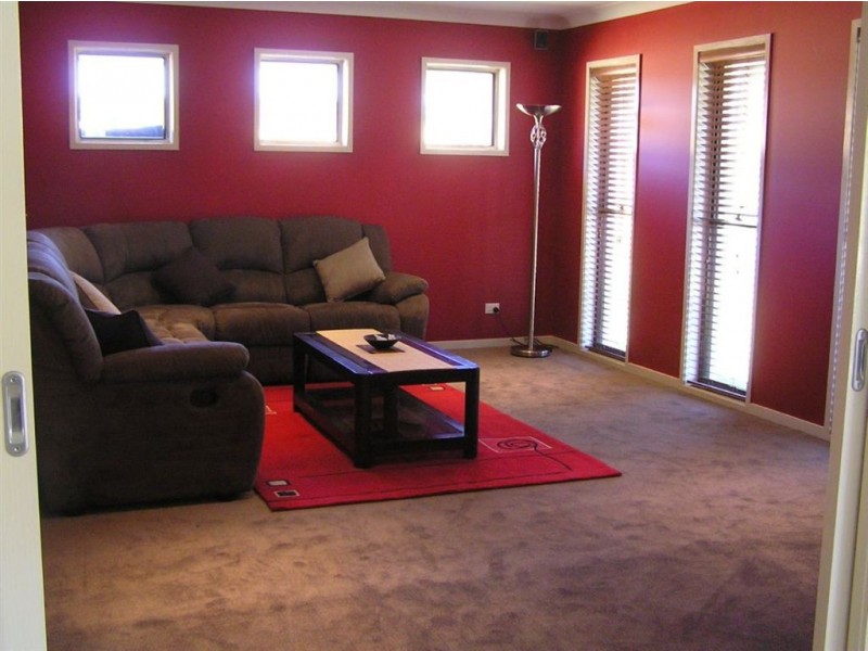 38 Southern Skies Avenue, Reedy Creek QLD 4227