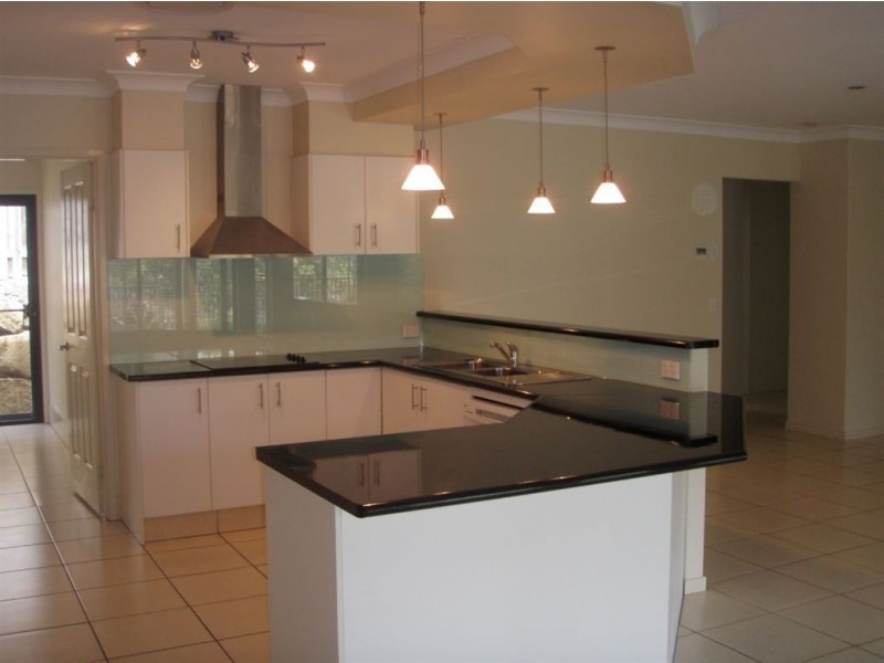 38 Southern Skies Avenue, Reedy Creek QLD 4227