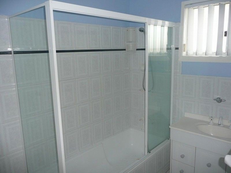 36 Dawn Pde, Miami QLD 4220