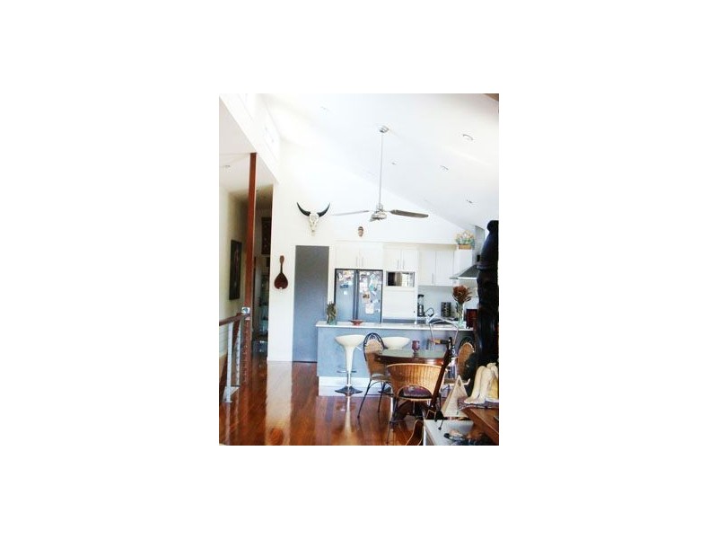 2/22 Nundah Avenue, Miami QLD 4220