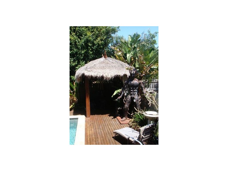 2/22 Nundah Avenue, Miami QLD 4220