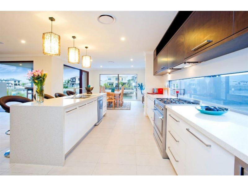 66 East Quay Drive, Biggera Waters QLD 4216