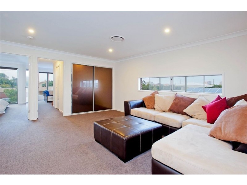 66 East Quay Drive, Biggera Waters QLD 4216