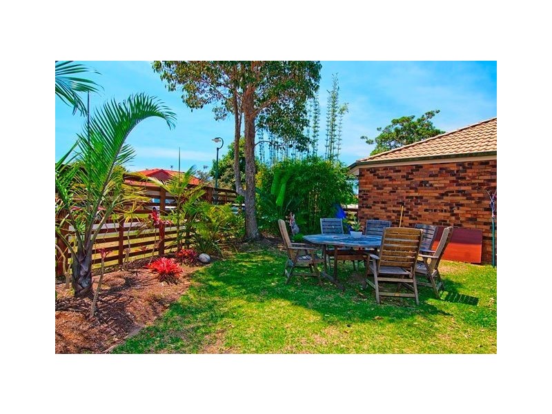 16 Matisse Court, Coombabah QLD 4216