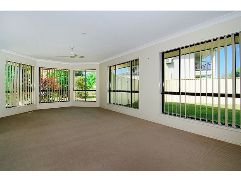 46 Golden Bear Drive, Arundel QLD 4214