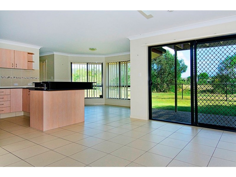 46 Golden Bear Drive, Arundel QLD 4214