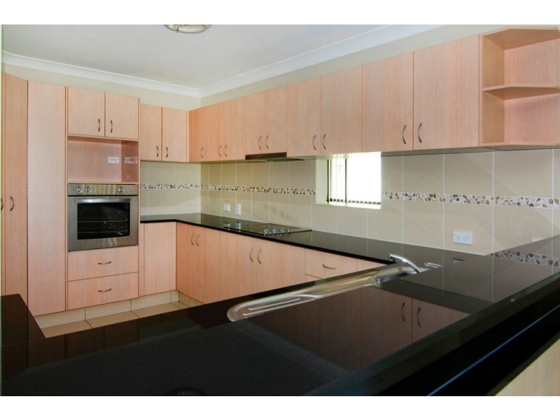 46 Golden Bear Drive, Arundel QLD 4214