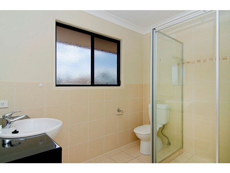 46 Golden Bear Drive, Arundel QLD 4214