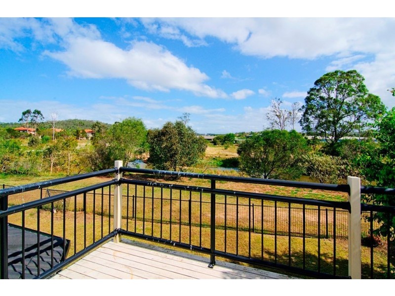 46 Golden Bear Drive, Arundel QLD 4214
