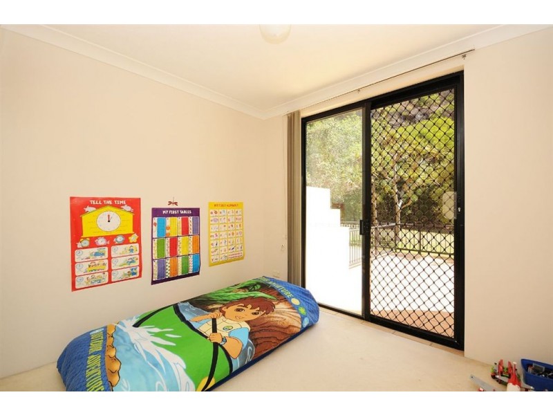 5/2 Fraser Aveune, Miami QLD 4220