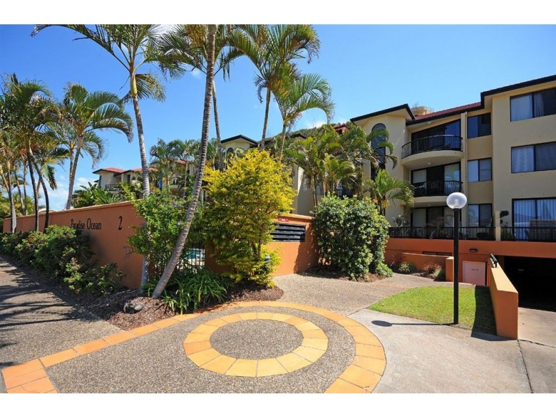 5/2 Fraser Aveune, Miami QLD 4220