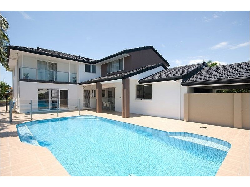 30 Sundance Way, Runaway Bay QLD 4216