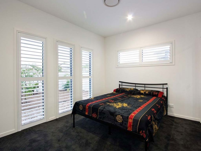 13 North Quay Drive, Biggera Waters QLD 4216