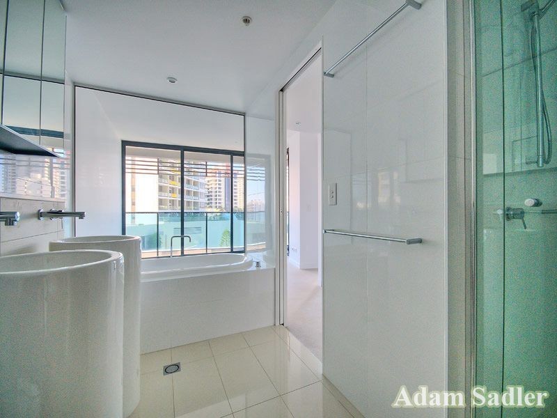 20604/4 Charles Avenue, Broadbeach QLD 4218