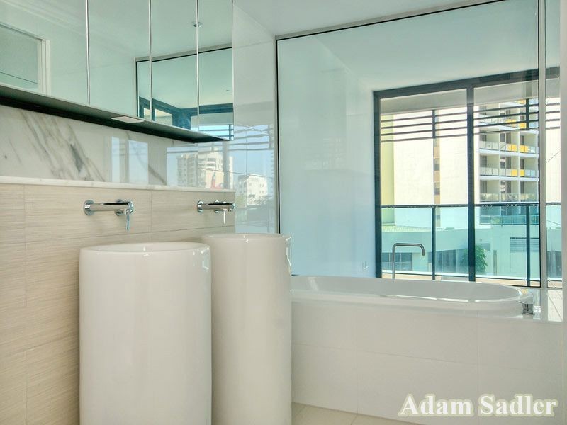 20604/4 Charles Avenue, Broadbeach QLD 4218