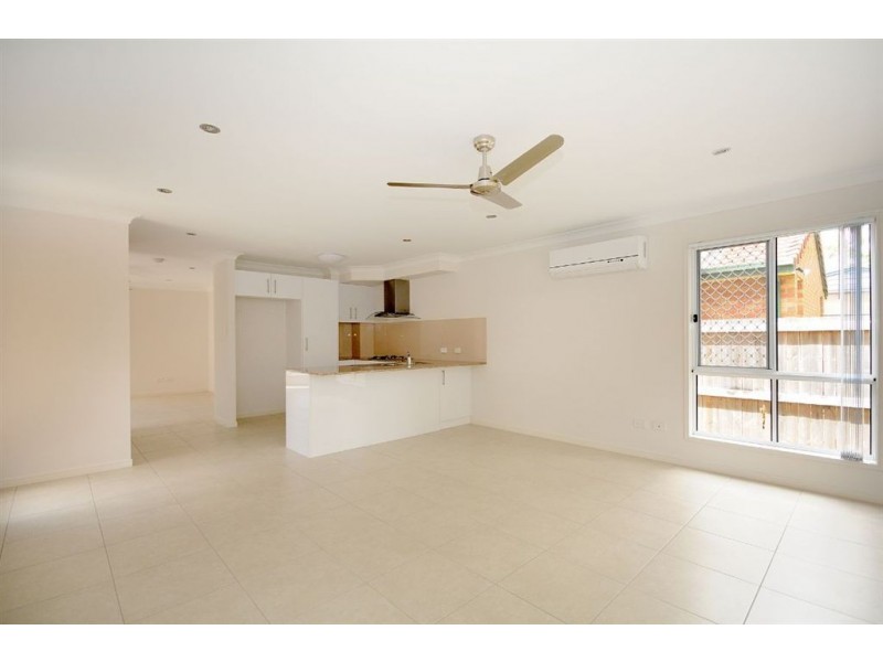 b/8 O’Doherty Ave, Southport QLD 4215