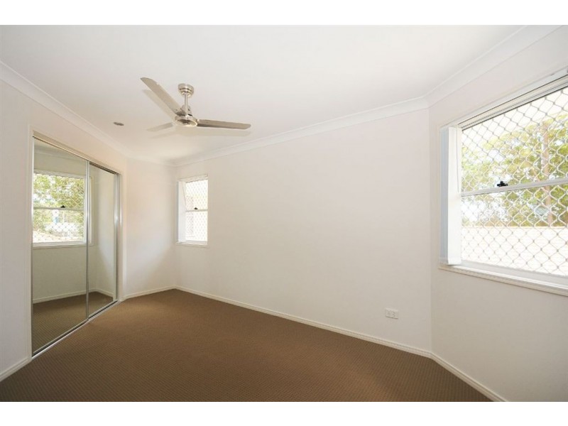 b/8 O’Doherty Ave, Southport QLD 4215