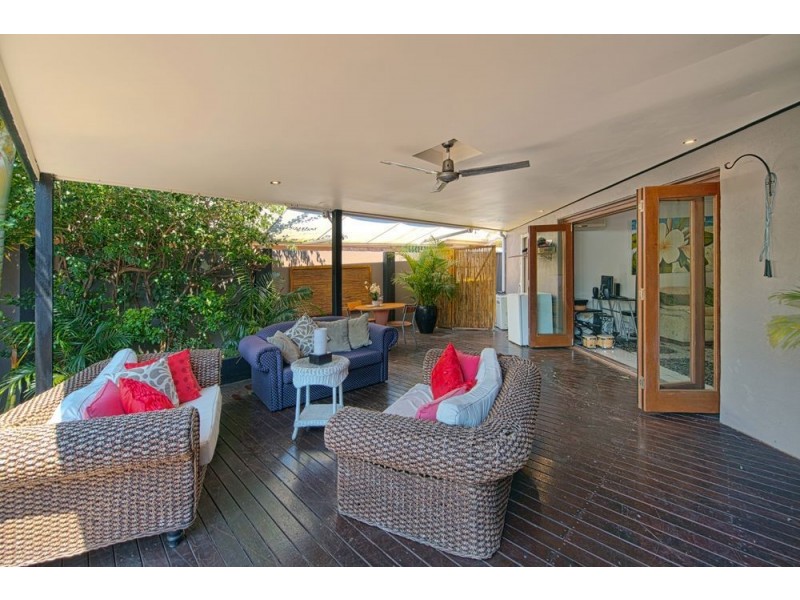 1/32 Killowill Avenue, Paradise Point QLD 4216