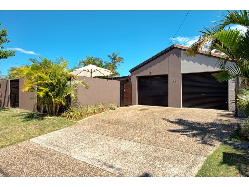 1/32 Killowill Avenue, Paradise Point QLD 4216