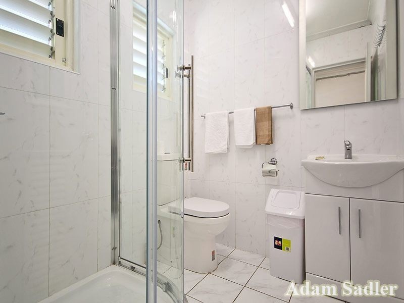 126 Frank Street, Labrador QLD 4215