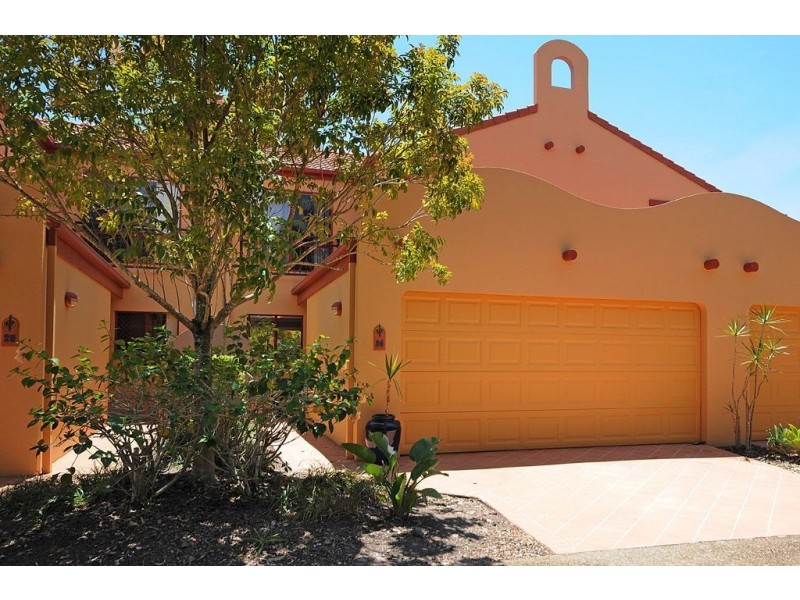 24/8 Woody Views Way, Robina QLD 4226