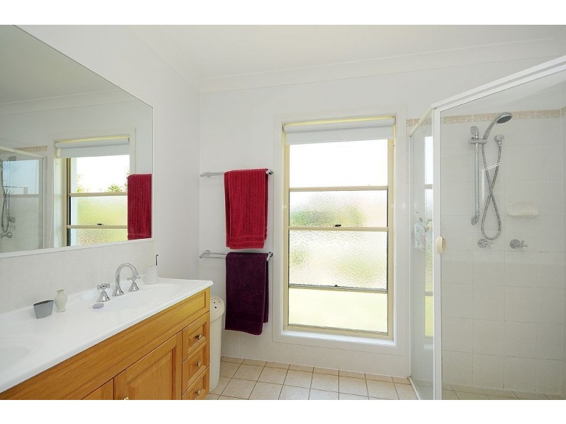 10 Drysdale Place, Paradise Point QLD 4216