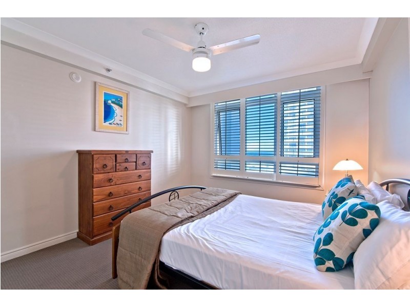 6 View Avenue, Surfers Paradise QLD 4217