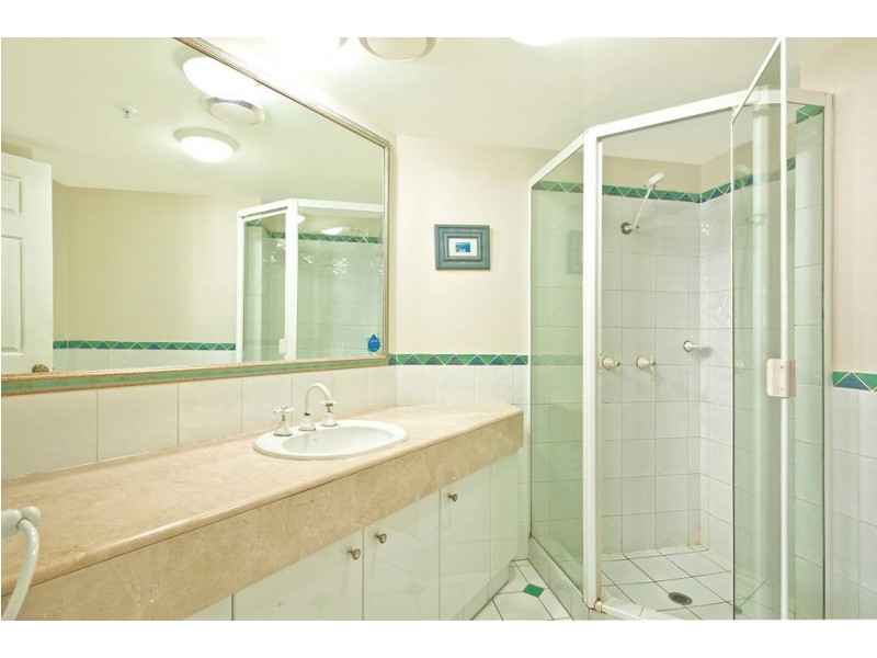 6 View Avenue, Surfers Paradise QLD 4217