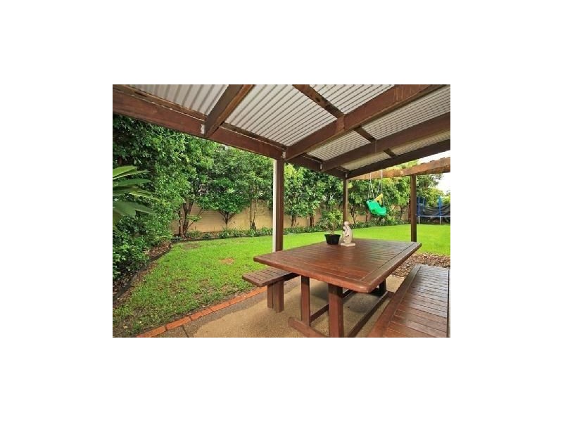 93 Monaco Street, Broadbeach Waters QLD 4218