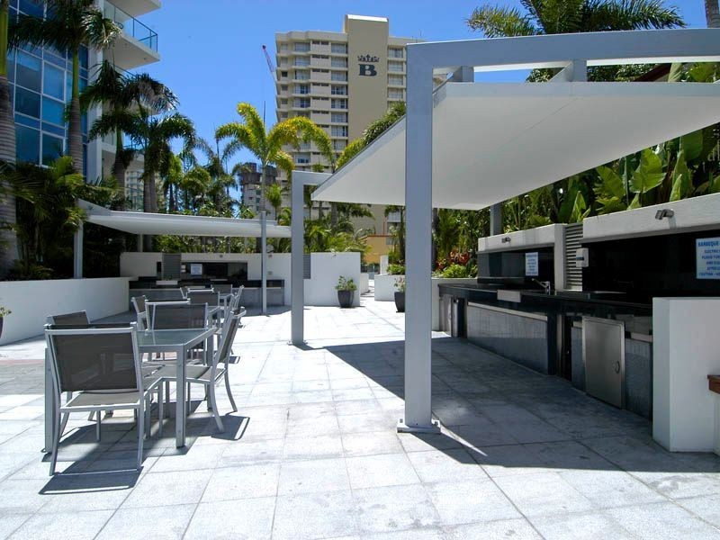 18 Enderley Avenue, Surfers Paradise QLD 4217
