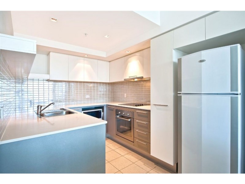 18 Enderley Avenue, Surfers Paradise QLD 4217