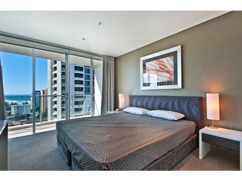 18 Enderley Avenue, Surfers Paradise QLD 4217