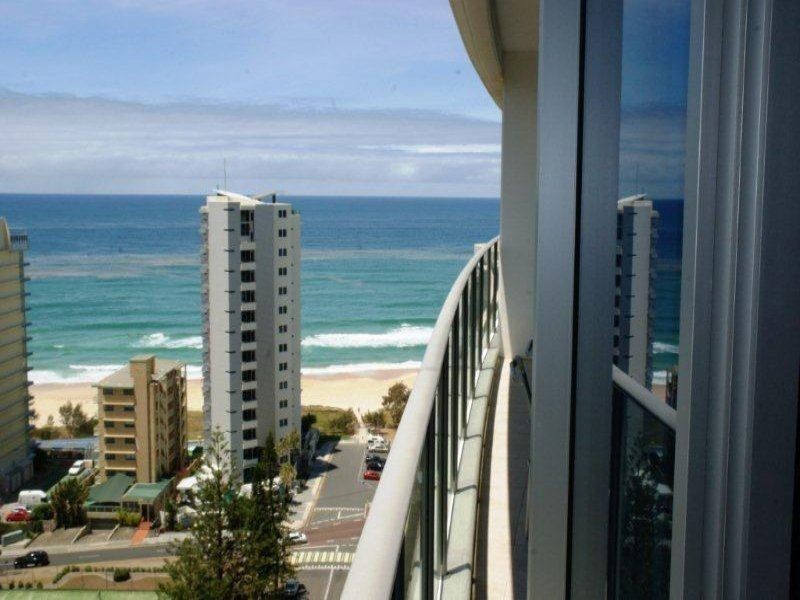 18 Enderley Avenue, Surfers Paradise QLD 4217