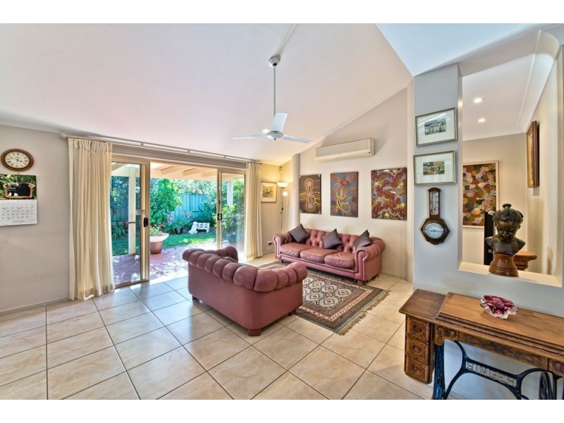 5 Saltbreeze Court, Runaway Bay QLD 4216