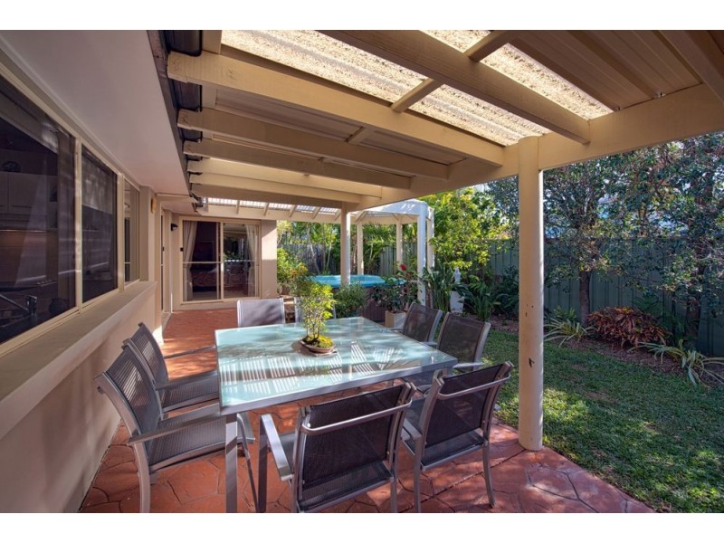 5 Saltbreeze Court, Runaway Bay QLD 4216