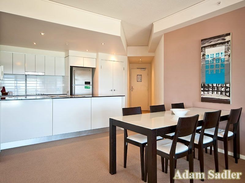 22 Surf Parade, Broadbeach QLD 4218