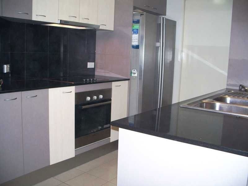 21 Cypress Avenue, Surfers Paradise QLD 4217