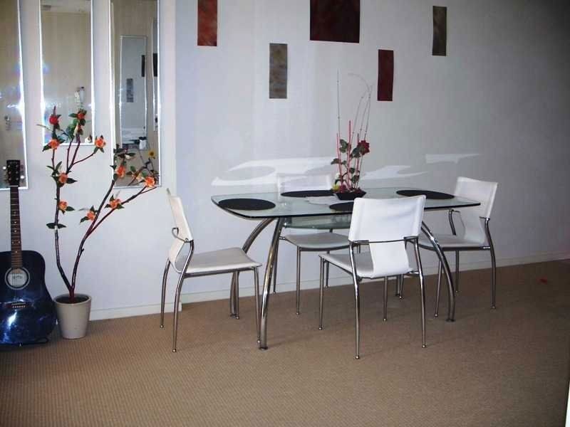 21 Cypress Avenue, Surfers Paradise QLD 4217