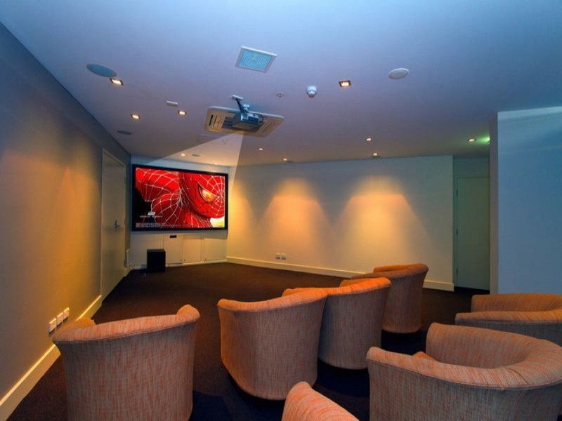 21 Cypress Avenue, Surfers Paradise QLD 4217