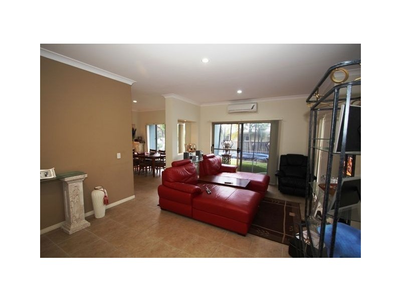 22 Berrimilla Lane, Coomera Waters QLD 4209