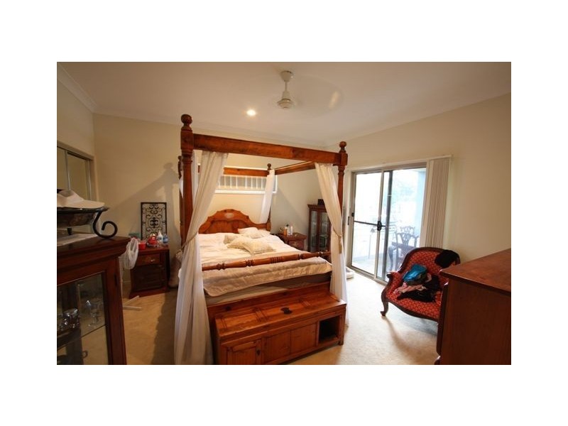 22 Berrimilla Lane, Coomera Waters QLD 4209