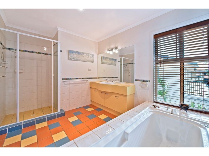 3 Columbus Drive, Hollywell QLD 4216