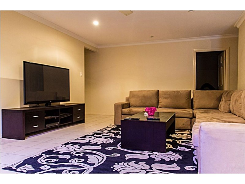 38 Glentree Ave, Upper Coomera QLD 4209