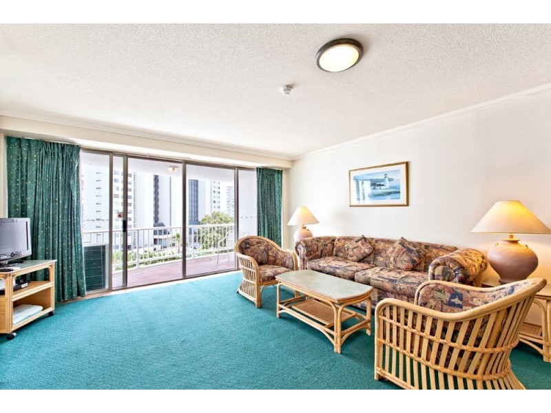 132 Ferny Avenue, Surfers Paradise QLD 4217