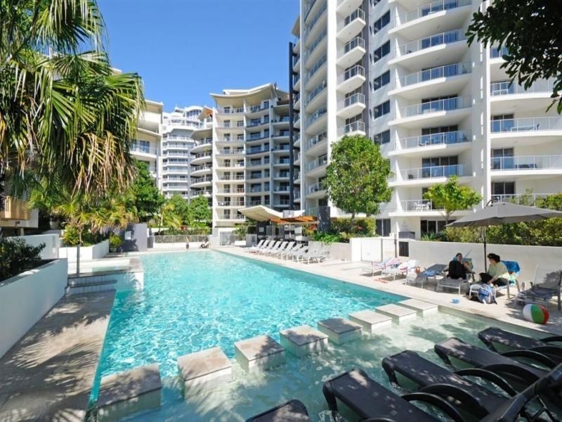 21 Cypress Avenue, Surfers Paradise QLD 4217