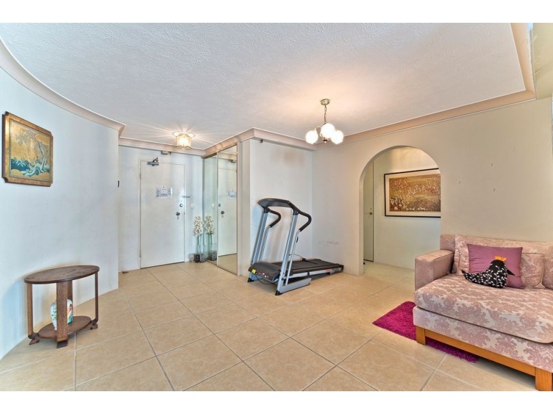 87 Old Burleigh Road, Surfers Paradise QLD 4217