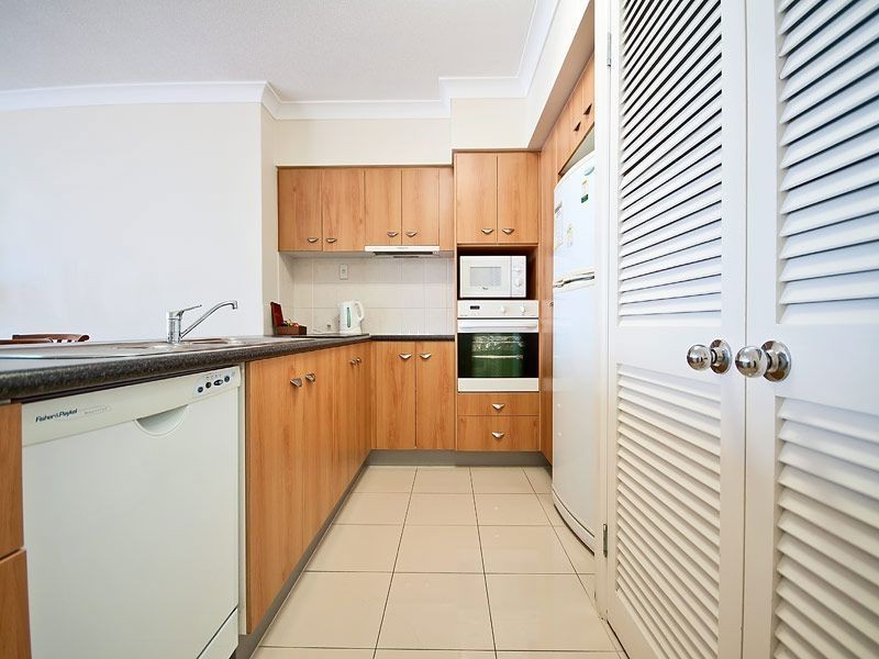 2091/2623 Gold Coast Highway, Broadbeach QLD 4218