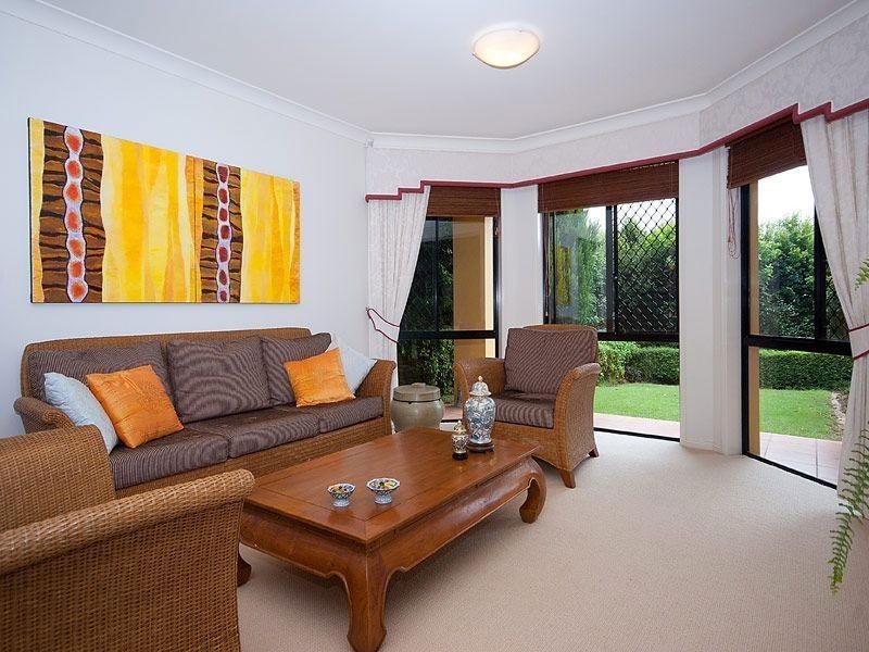 14 Cleland Crescent, Broadbeach Waters QLD 4218