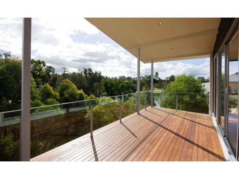 2 Lyra Court, Robina QLD 4226